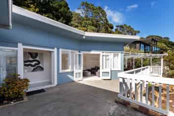 246 Motutara Road, Muriwai