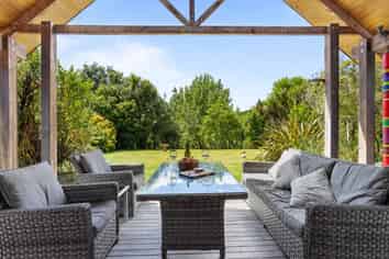 187 Bayer Road, Waiwera