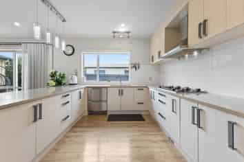 32 Cooladerry Place, Rosehill