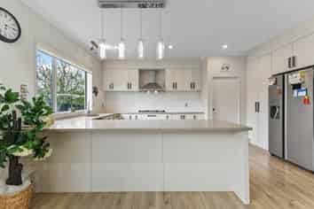 32 Cooladerry Place, Rosehill