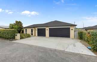32 Cooladerry Place, Rosehill