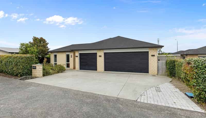 32 Cooladerry Place, Rosehill