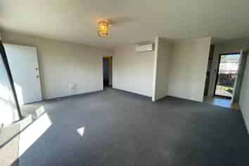 2/6 Longbill Place, Glendene