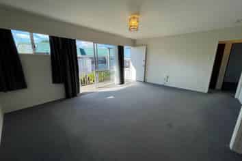 2/6 Longbill Place, Glendene