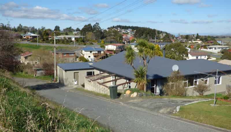44 Lowestoft Street, Balclutha