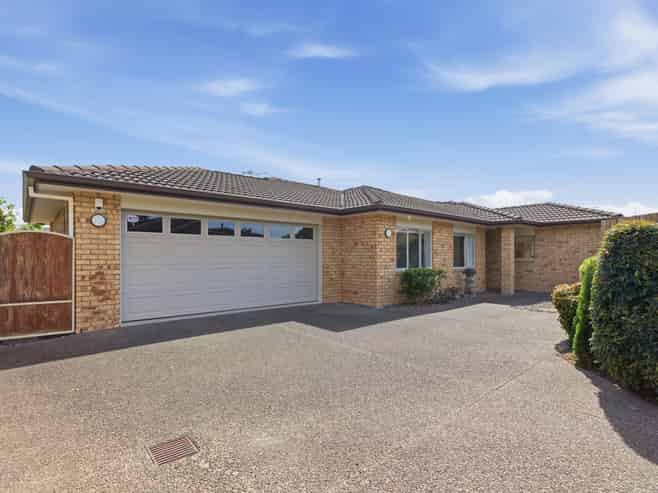 136 Tuihana Drive, Papamoa