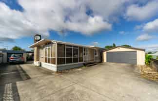 7 St Lukes Place, Melville