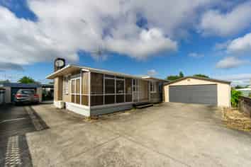 7 St Lukes Place, Melville