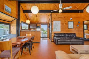 85 Oyster Drive, Cooks Beach