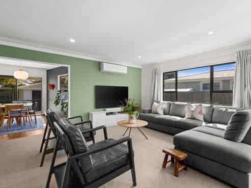 63 Coverdale Street, Onekawa