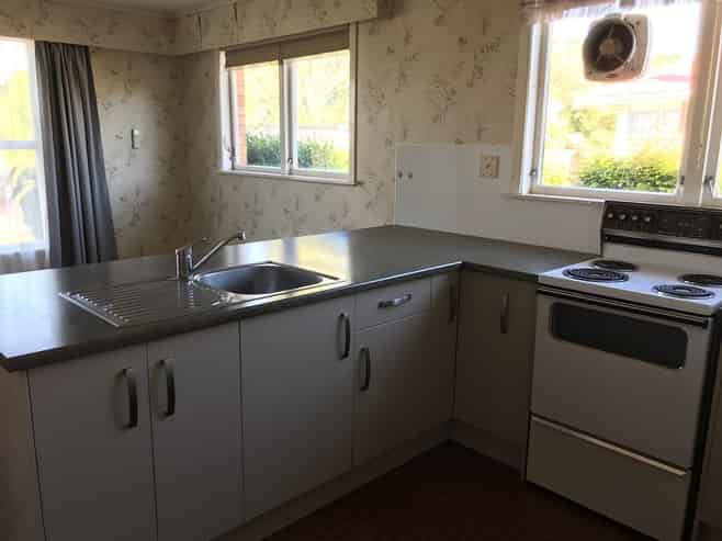 12 Anthony Crescent, Bader