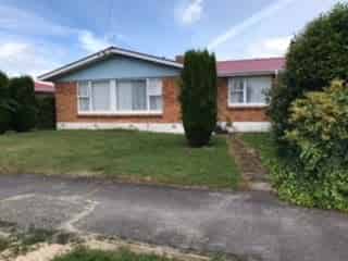 12 Anthony Crescent, Bader