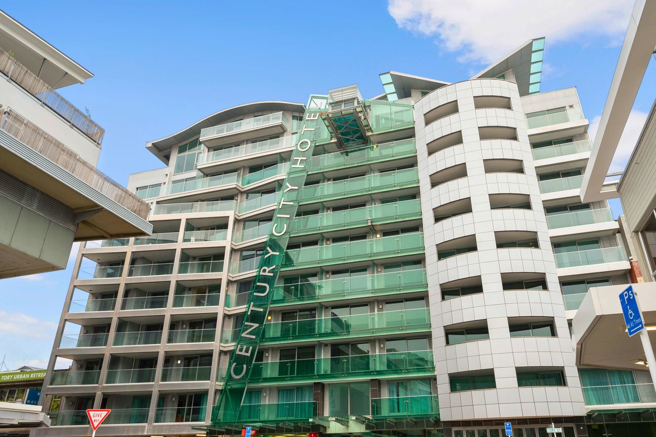Apartment in Wellington, Te Aro - View 5