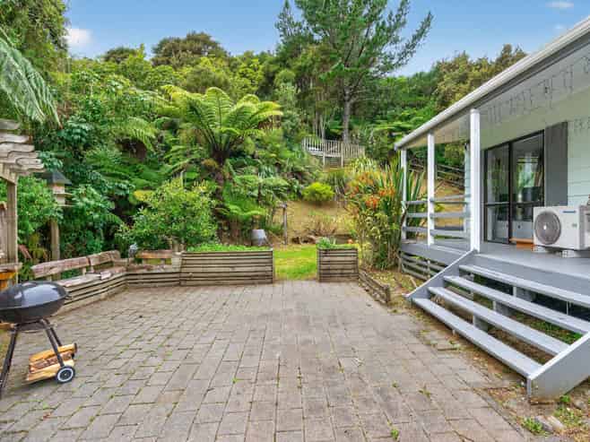 23B Kennedy Grove, Stokes Valley