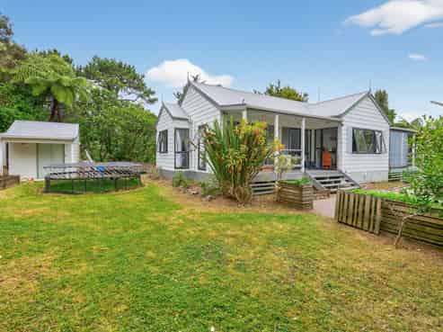 23B Kennedy Grove, Stokes Valley