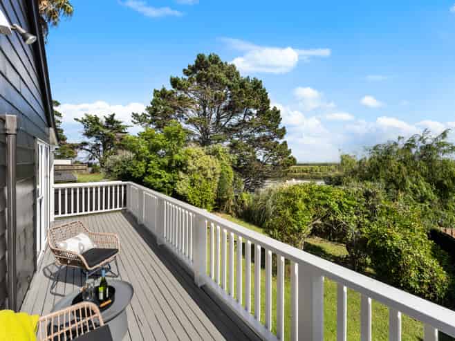 20 Rukumoana Place, Clendon Park