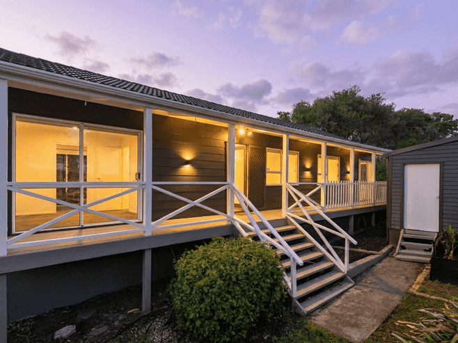 20 Rukumoana Place, Clendon Park