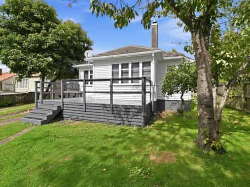 68 Clinkard Avenue, Glenholme