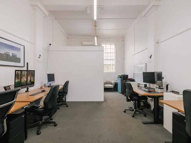 BOUTIQUE PARNELL IN GEORGE STREET - IMMACULATE