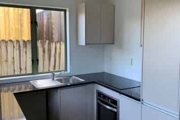 3/12A Keeling Road, Henderson