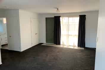 3/12A Keeling Road, Henderson