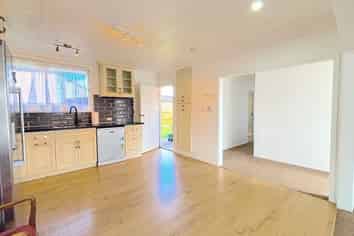 14 Tranent Road, Mangere