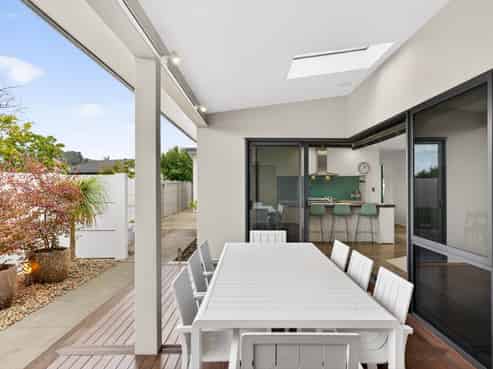 106 Auckland Road, Greenmeadows