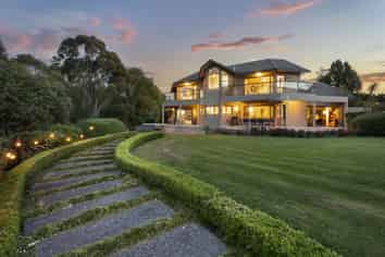 70 Waicola Drive, Fitzherbert