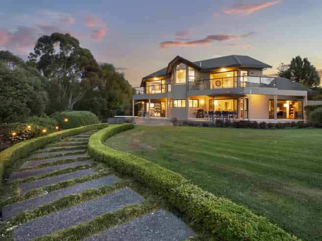 70 Waicola Drive, Fitzherbert