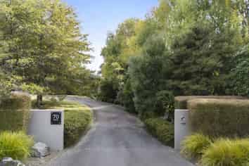 70 Waicola Drive, Fitzherbert