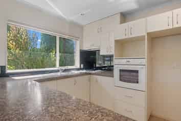 9 Captains Close, Waikawa