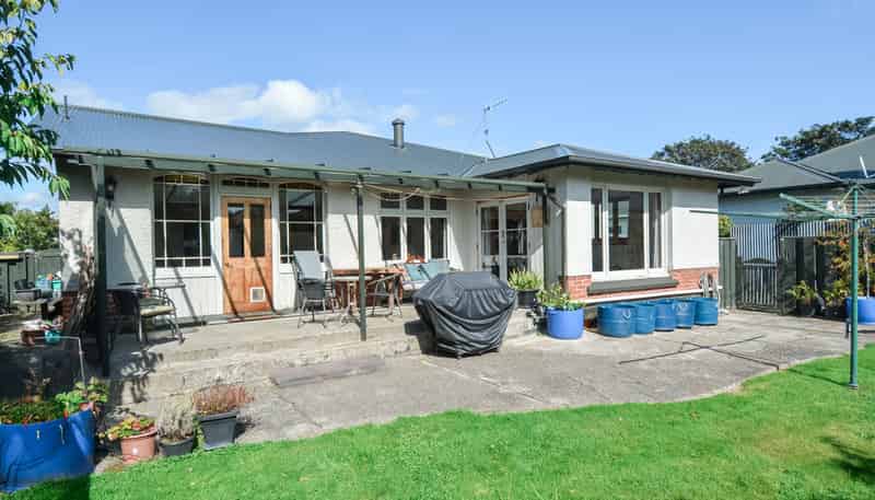 54 Earnslaw Street, Avenal