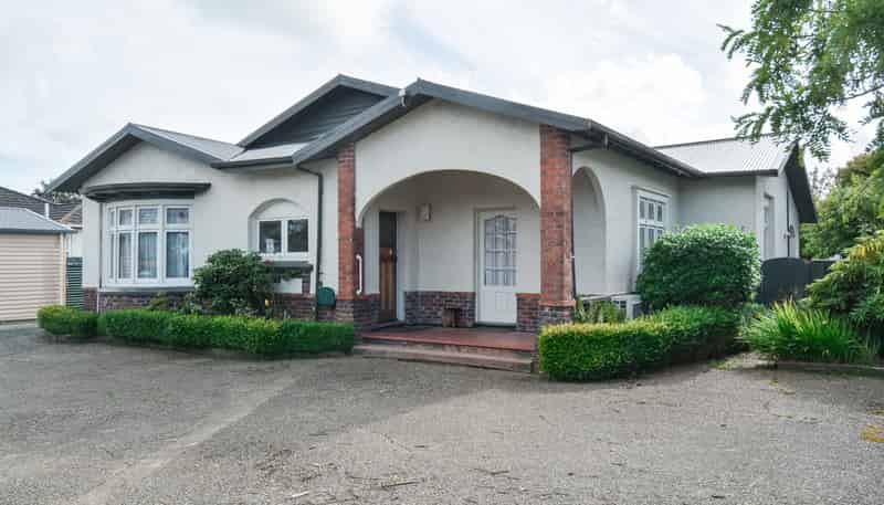 54 Earnslaw Street, Avenal