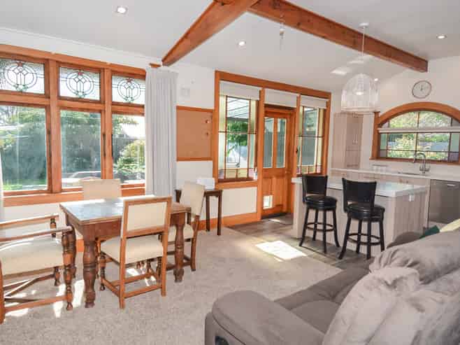 54 Earnslaw Street, Avenal