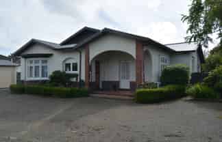 54 Earnslaw Street, Avenal