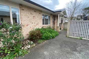 9 Hilton road, Carterton