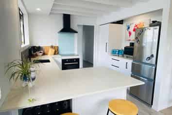 27B Simpson Road, Papamoa