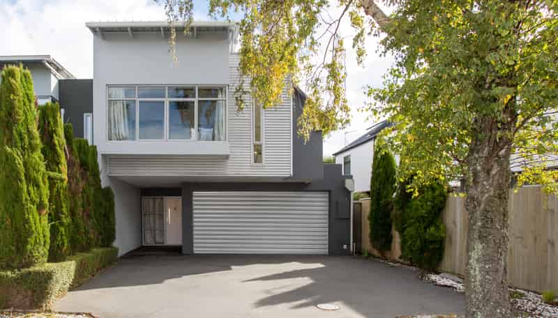 12A Brockworth Place, Riccarton