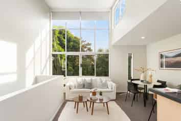 12A Brockworth Place, Riccarton