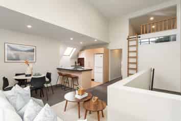 12A Brockworth Place, Riccarton