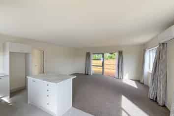 102B Hillside Road , Mount Wellington