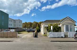 Character Office Villa with Extensive Parking