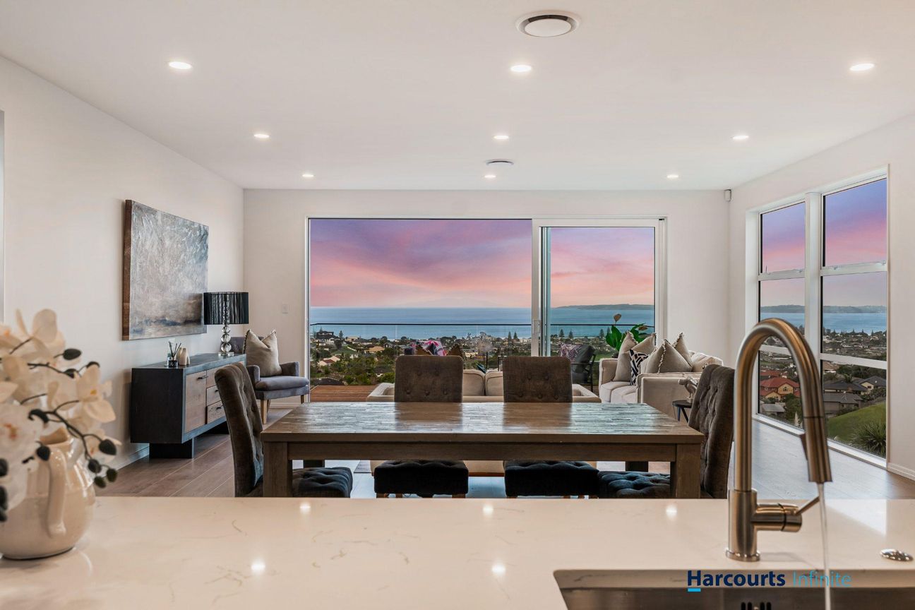 Brand New! Panoramic Sea Views! – pohled 3