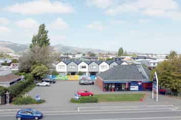 High Profile Corner Opportunity – Options Galore