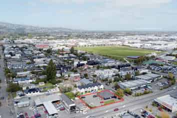 High Profile Corner Opportunity – Options Galore