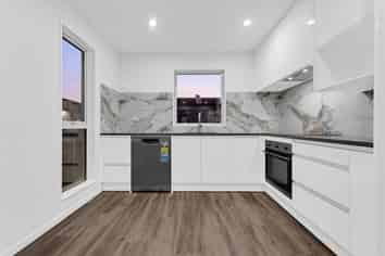 4/8 Reeves Avenue, Papatoetoe