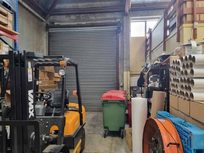 VERY CENTRAL DISTRIBUTION WAREHOUSE