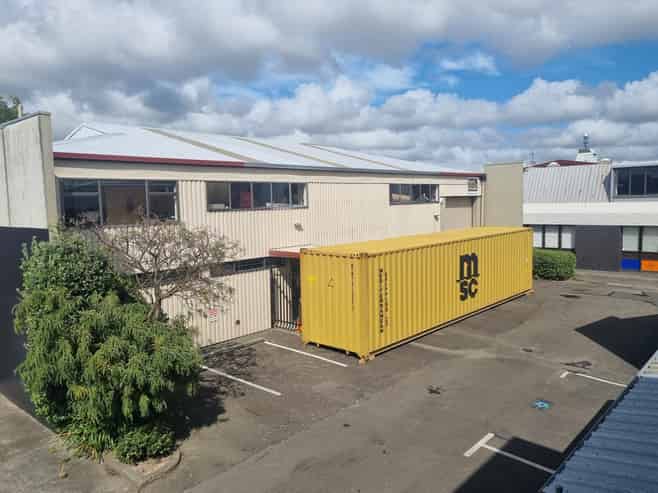 VERY CENTRAL DISTRIBUTION WAREHOUSE