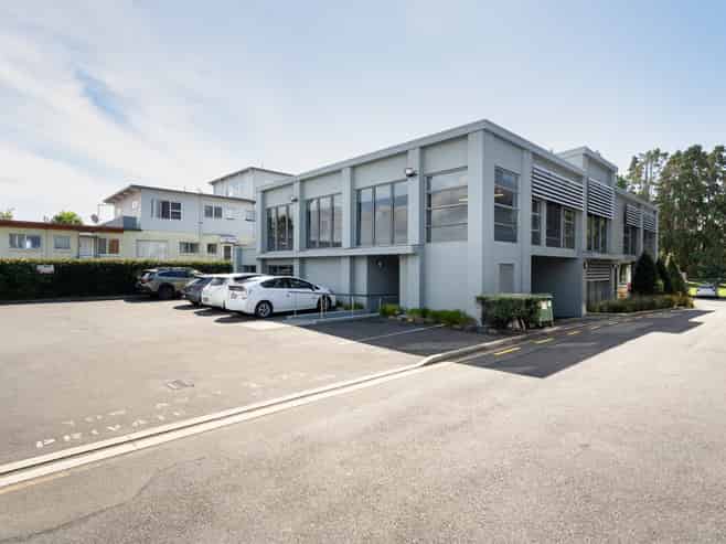 Premium CBD Office with Exceptional Shared Facilities