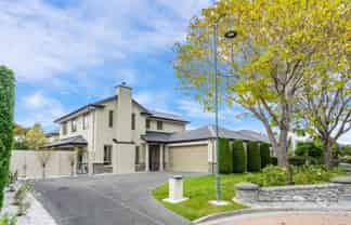 16 Brookfield Drive, Northwood